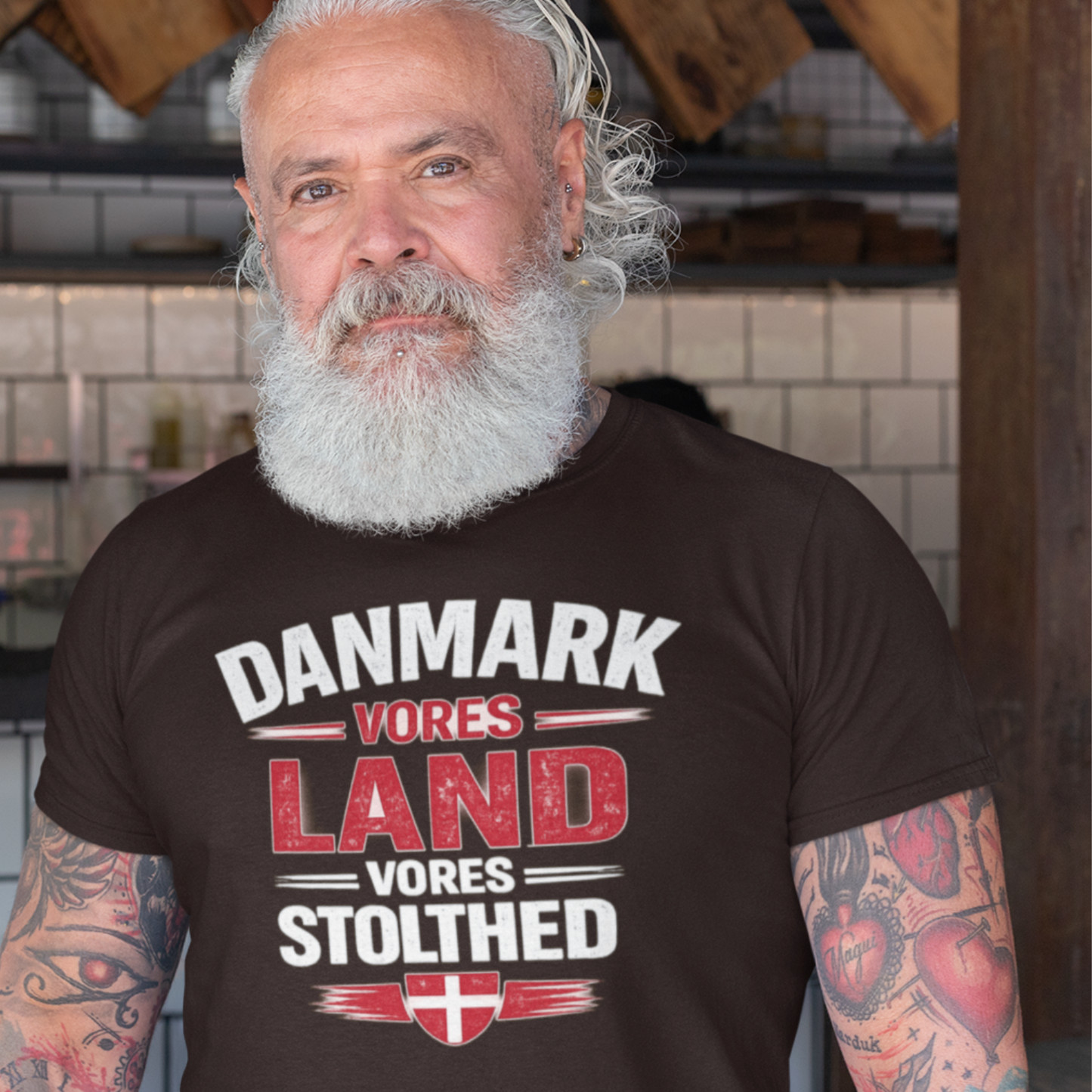 Vores Land - Vores Stolthed (mørke farver)
